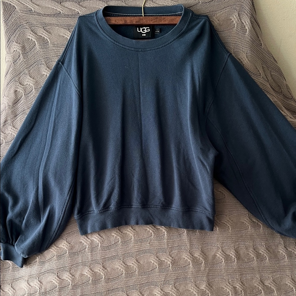 UGG Women's Navy Blue Pullover Sweater
